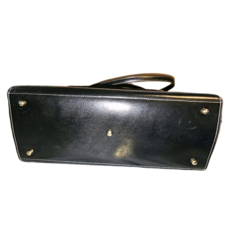 A. Textoni Black Leather Handbag With Lock